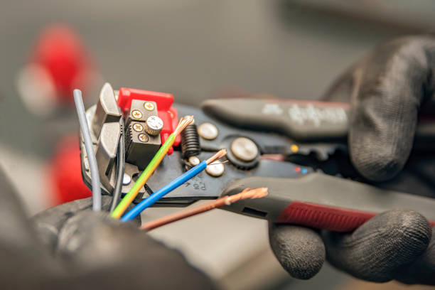 Best Emergency Electrical Repair  in Desnso, CA